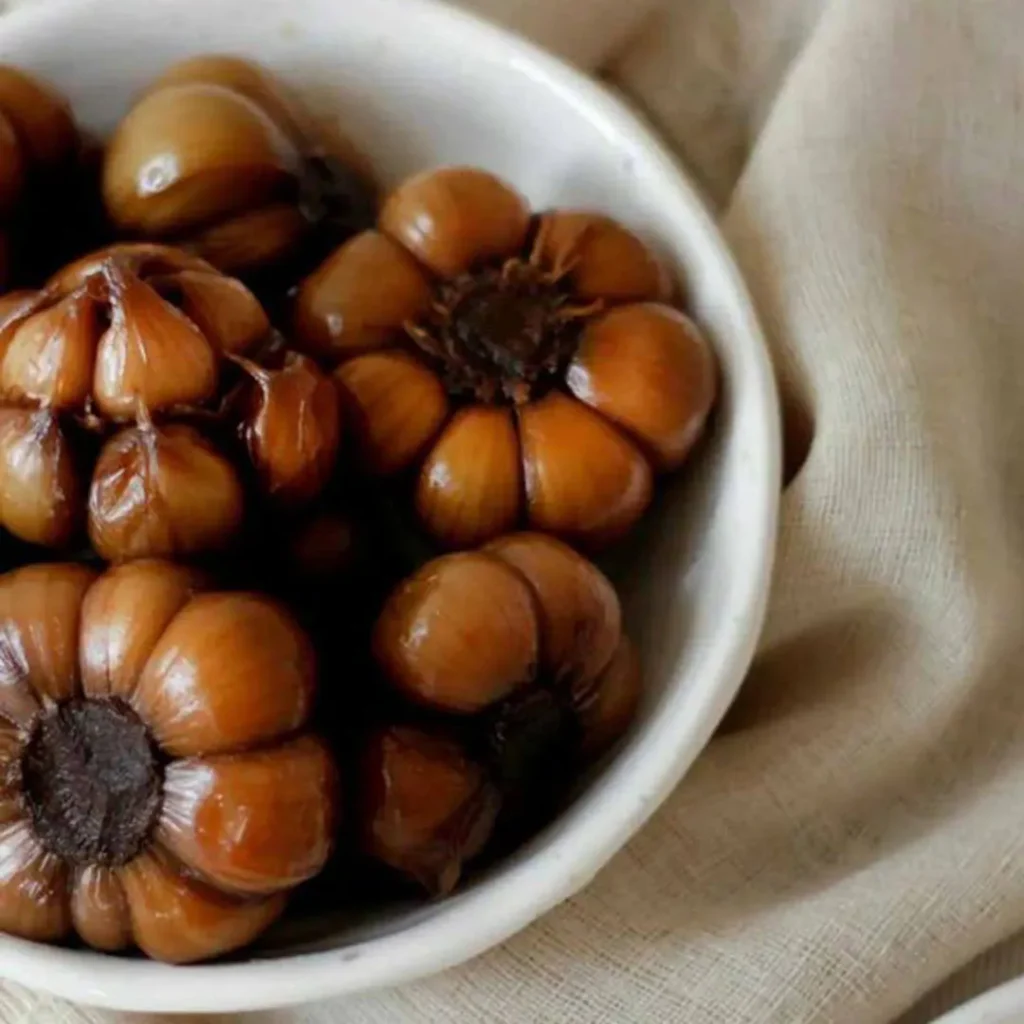 سیر ترشی و خواص آن