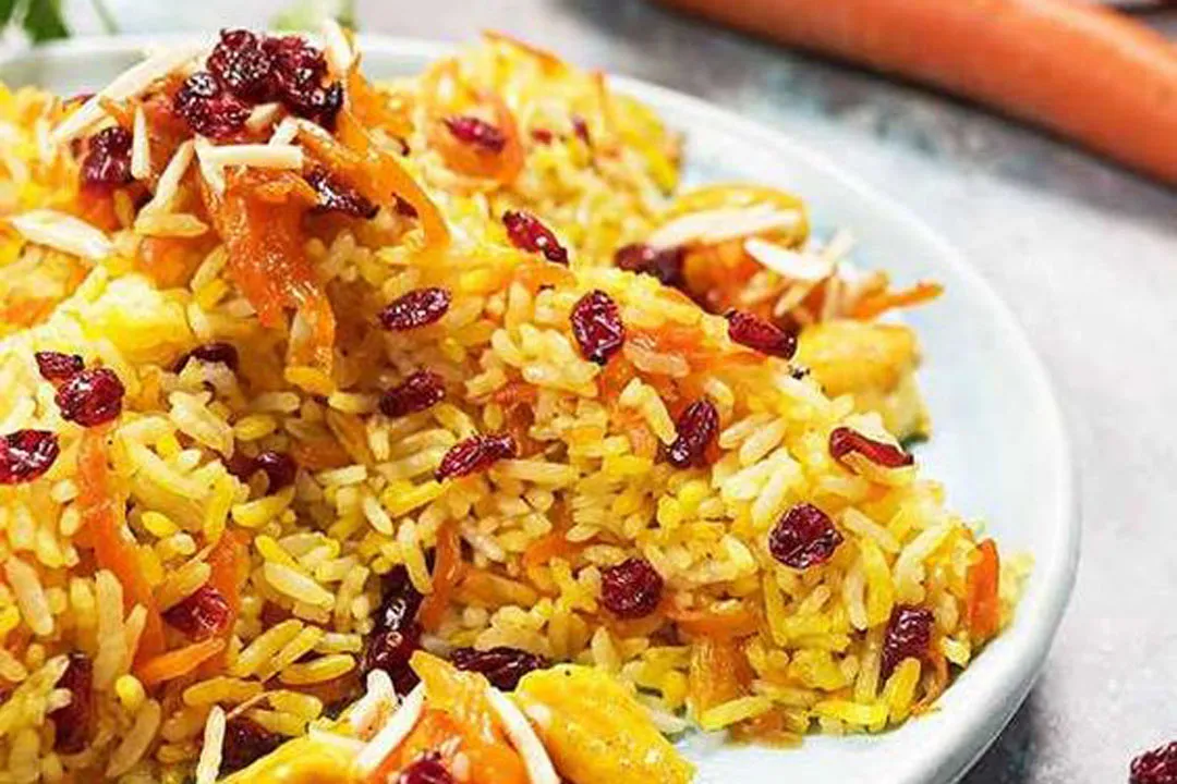 طرز تهیه و مواد لازم هویج پلو با مرغ