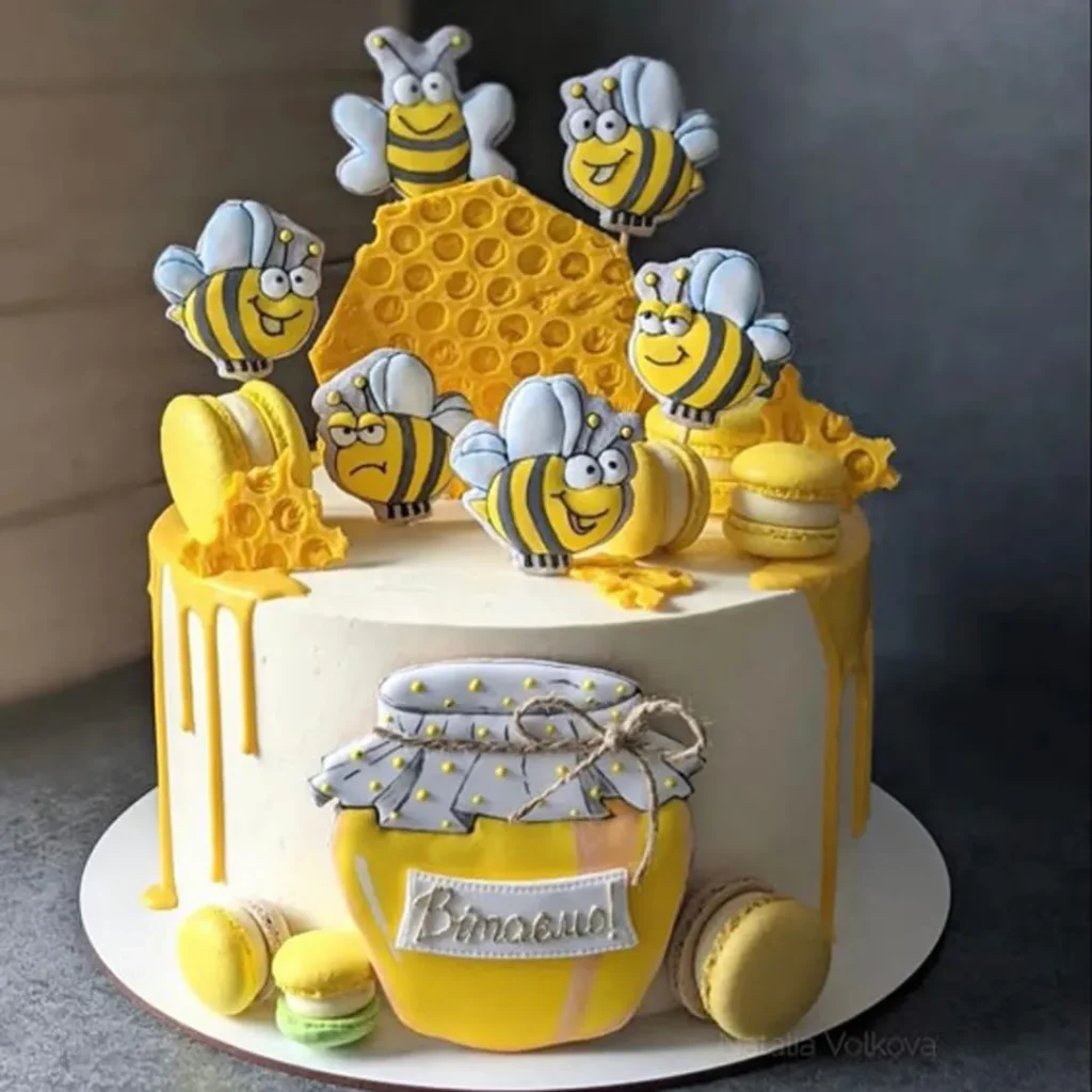  کیک با طرح زنبور شیک