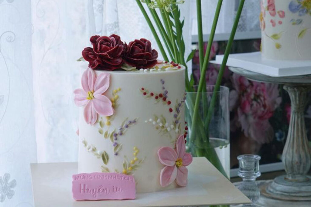 دیزاین کیک تولد جذاب