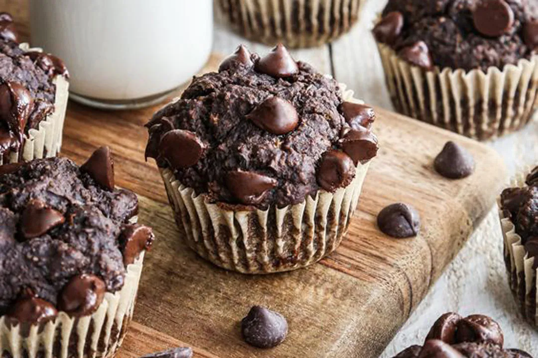 طرز تهیه و مواد لازم کیک مافین شکلاتی