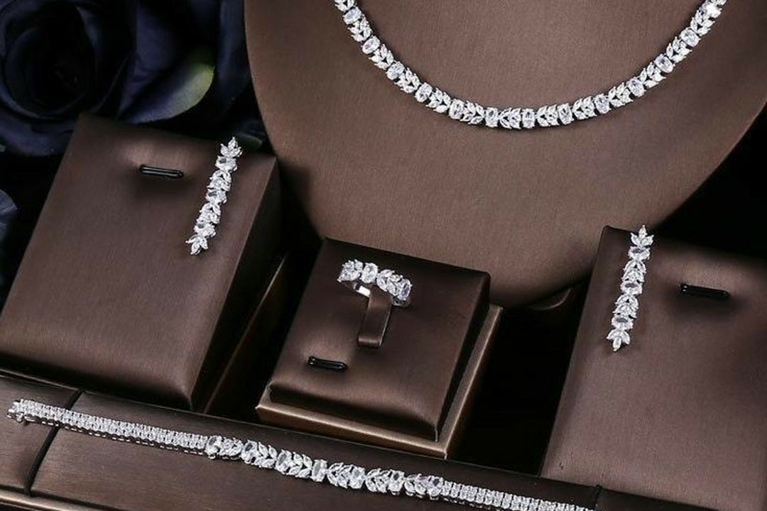 خاص ترین مدل های سرویس جواهرات ظریف و زیبا