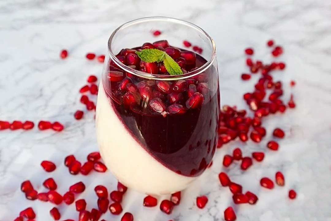 مواد لازم و طرز تهیه دسر پاناکوتا انار