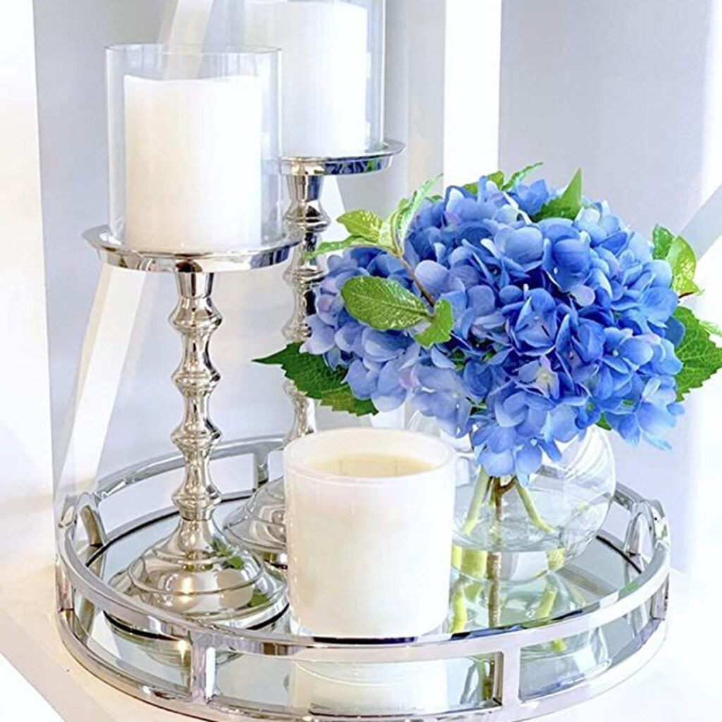 چیدمان اکسسوری سینی آینه ای زیبا