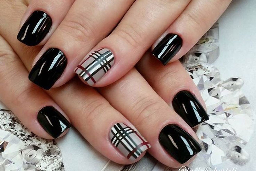 جذاب ترین مدل های دیزاین ناخن با طرح چهارخونه زیبا