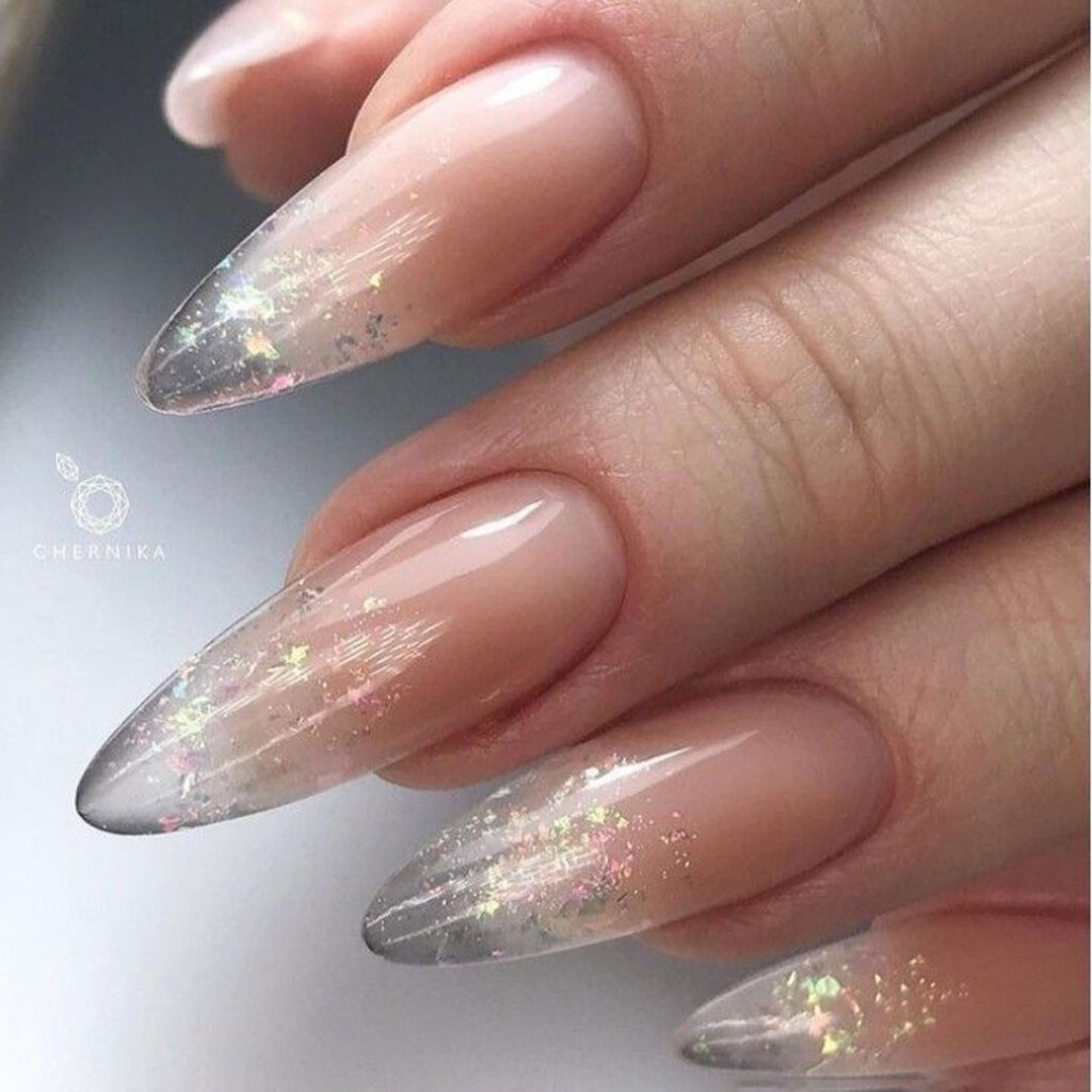 دیزاین ناخن به سبک ژاپنی کریستالی
