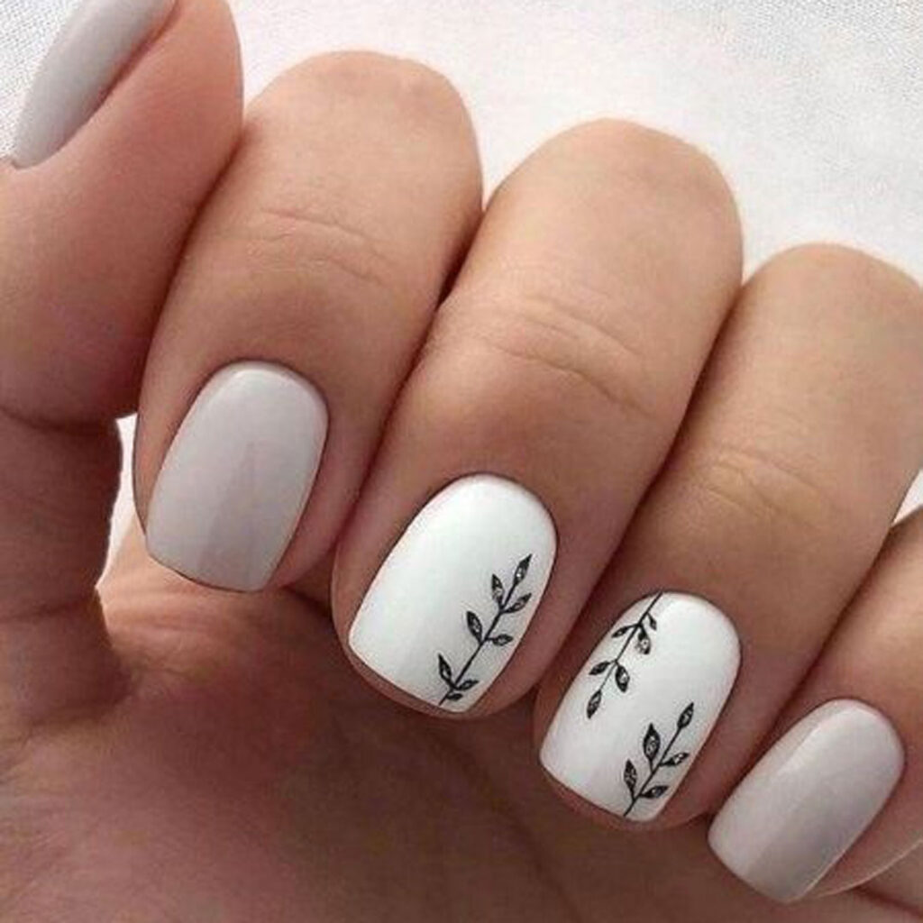 دیزاین ناخن کوتاه با طرح مینیمال و شیک