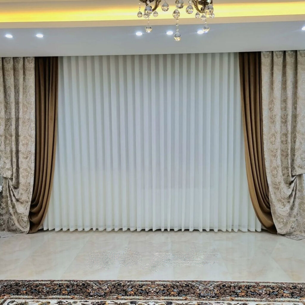 طراحی پرده نئوکلاسیک فانتزی