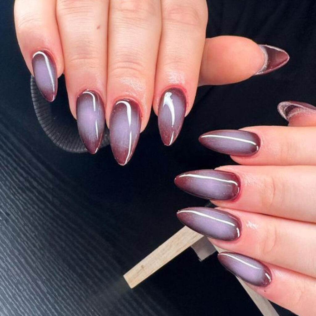 سایه روشن ناخن با رنگ یاسمنی