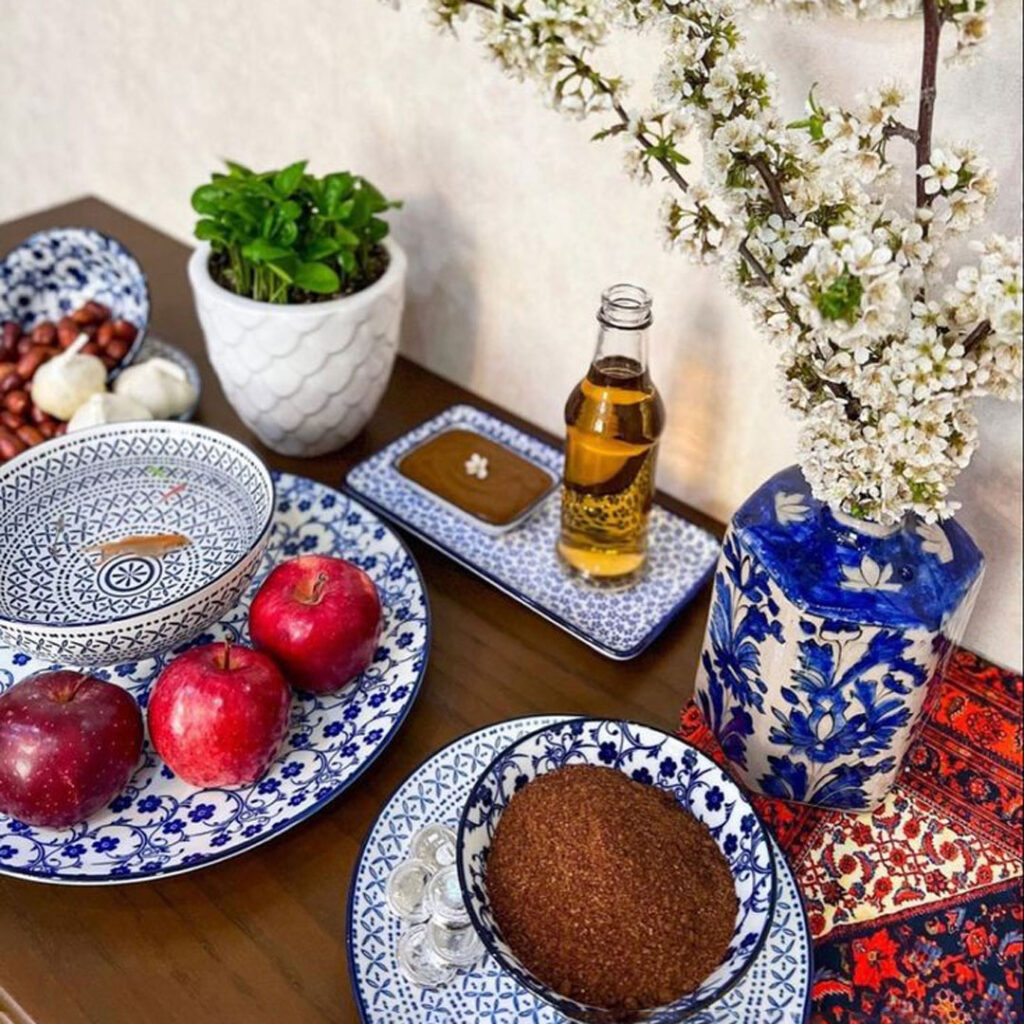 ظروف هفت سین با رنگ آبی شیک