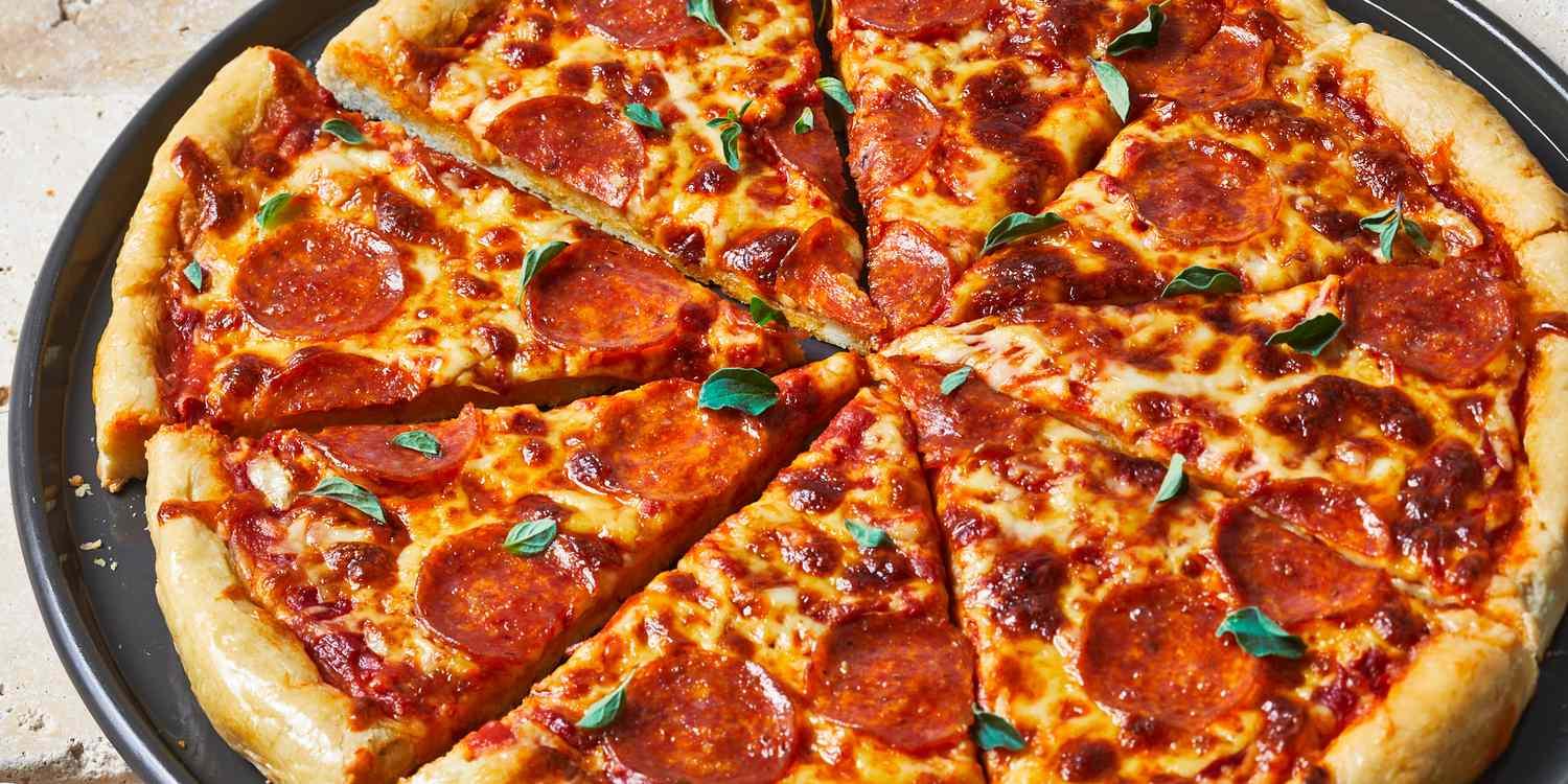 طرز تهیه خمیر پیتزای فوری و بدون نیاز به استراحت در 10 دقیقه