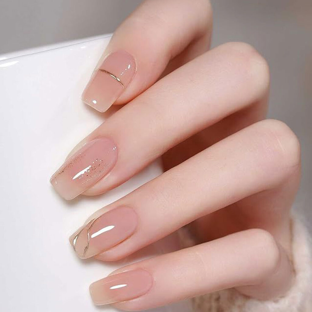 طراحی ناخن نود مینیمال