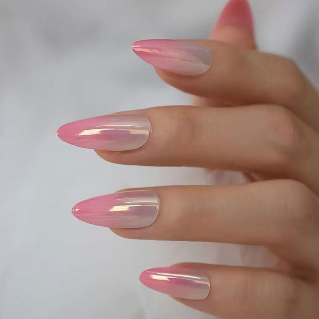 طراحی ناخن کروم آمبره صورتی