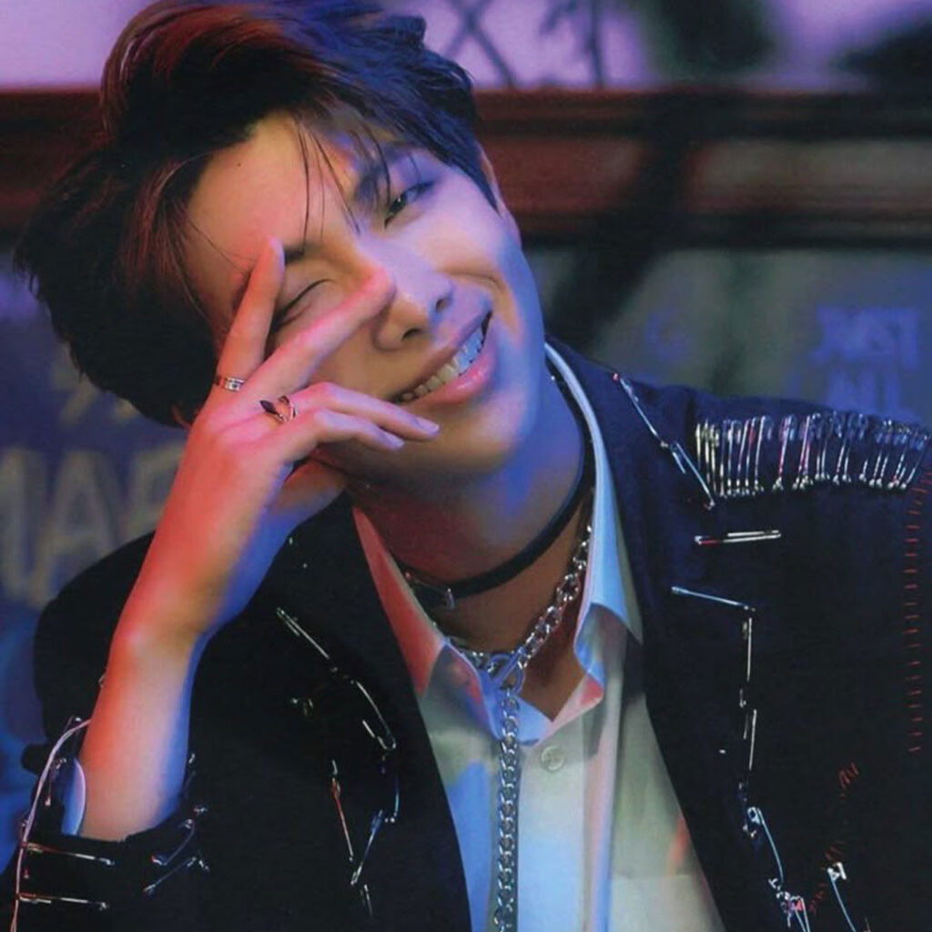 عکس‌ مدرن RM از BTS 