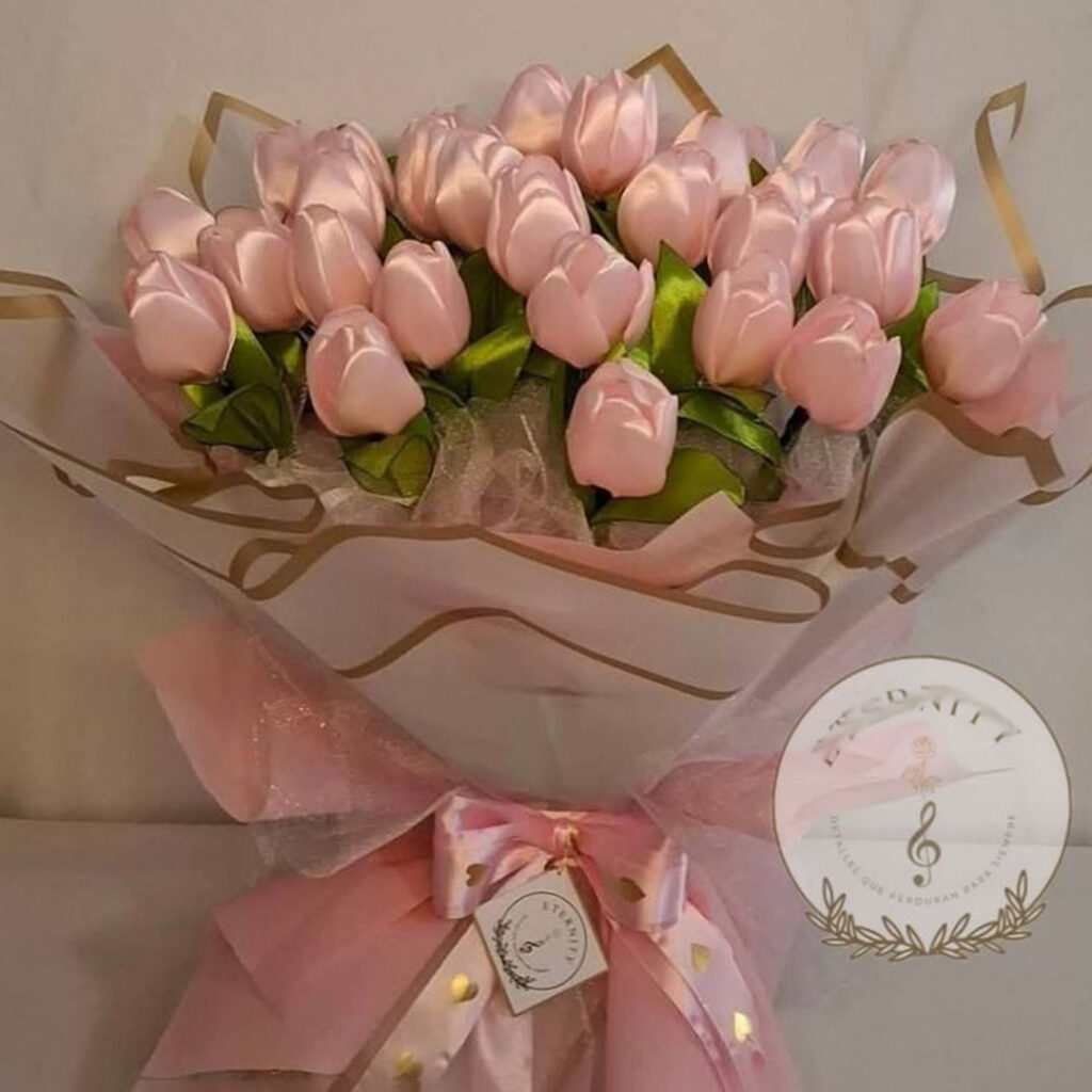 دسته گل طبیعی و مصنوعی شیک