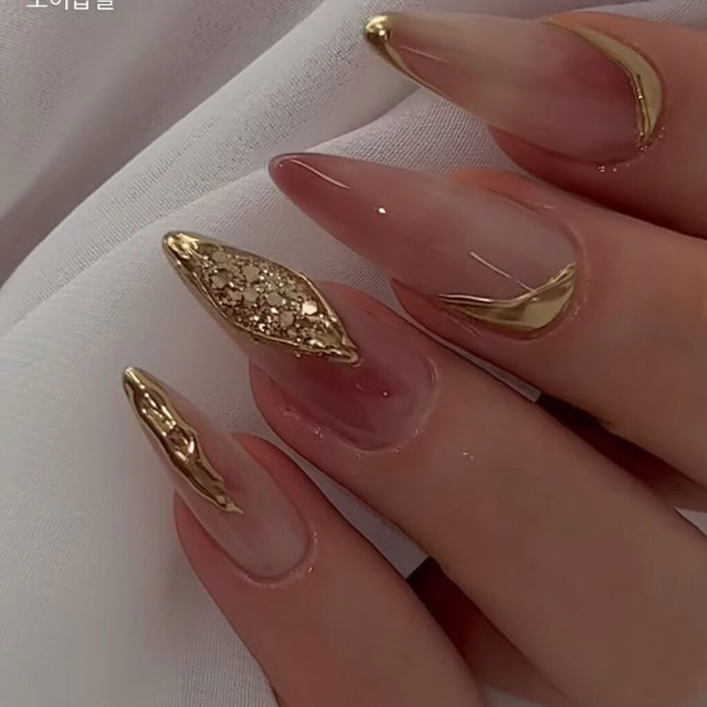مینیمالیسم روی ناخن آمبره
