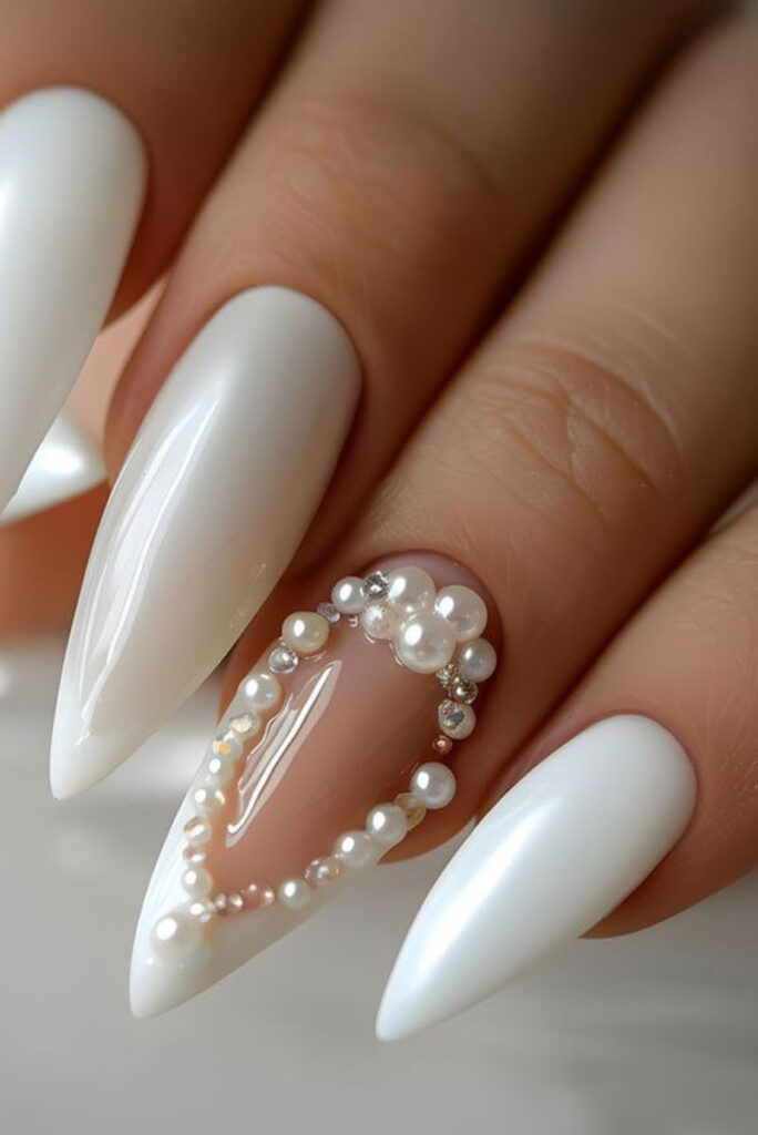  ناخن عروس: زیباترین طراحی‌ها برای روز خاص زندگی شما💅