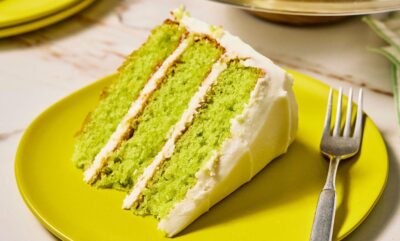 طرز تهیه کیک لیمویی با کرم پنیر خامه ای