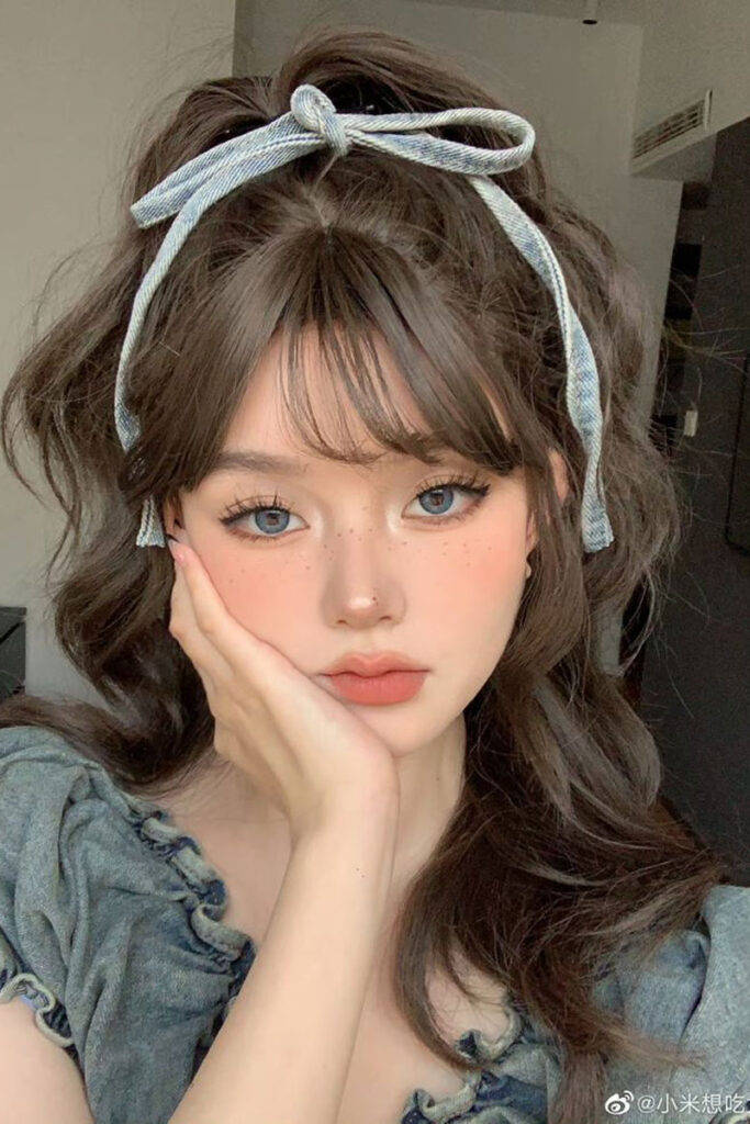 آرایش کیوت کره‌ ای؛ سبک ملایم و دخترونه‌ ای که دلتو می‌ بره! 💄🌸