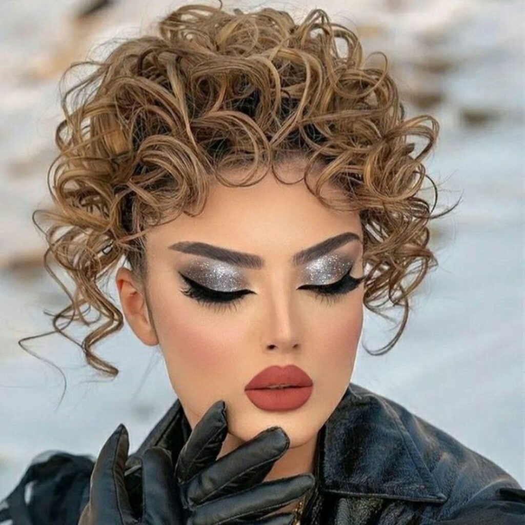 آرایش مو فر