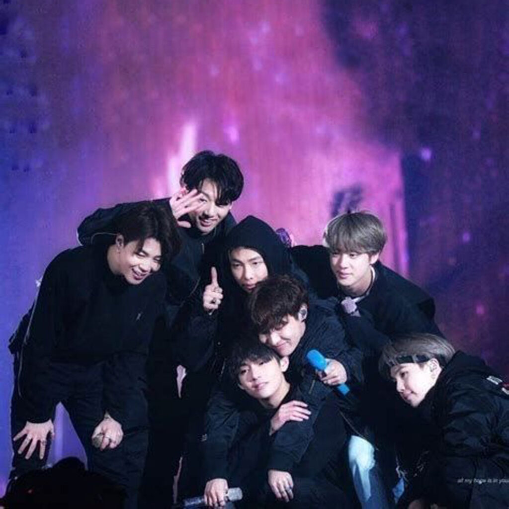 عکس والپیپر با تم گروه BTS خاص 