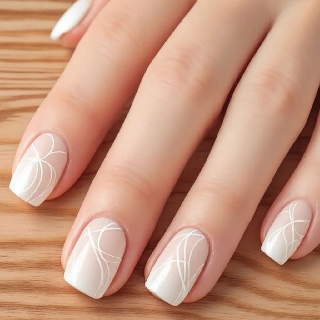 طراحی شیک تابستان برای ناخن‌ های کوتاه 