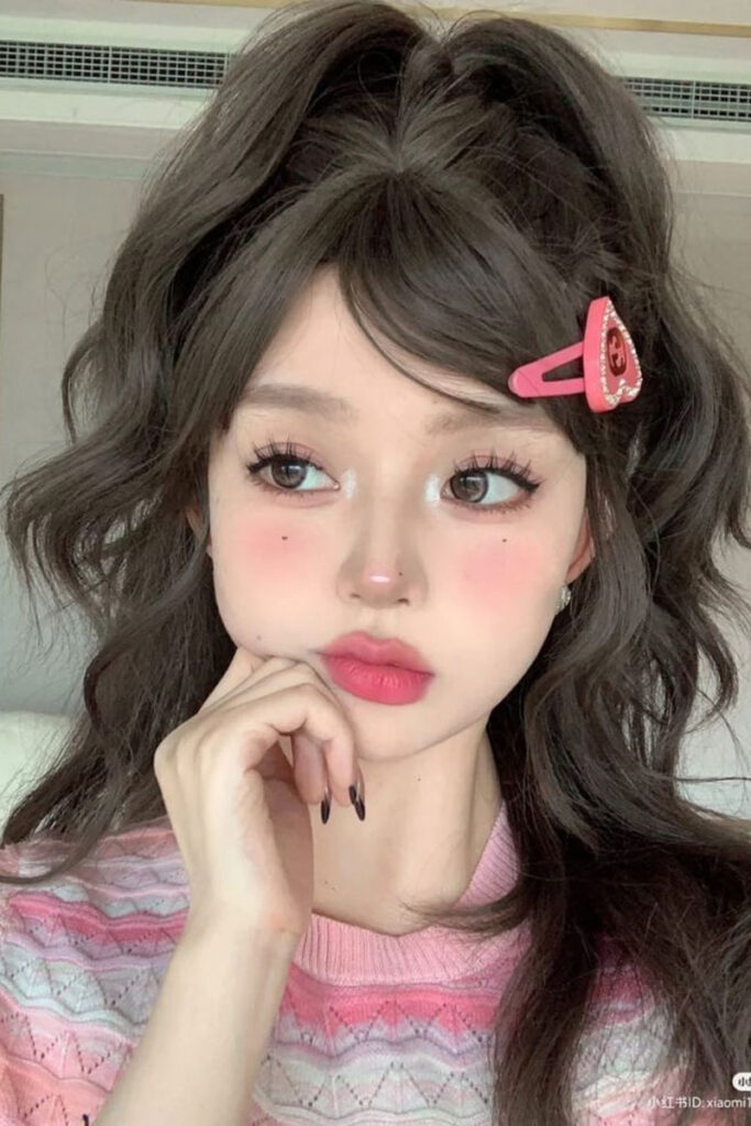 آرایش کیوت کره‌ ای؛ سبک ملایم و دخترونه‌ ای که دلتو می‌ بره! 💄🌸
