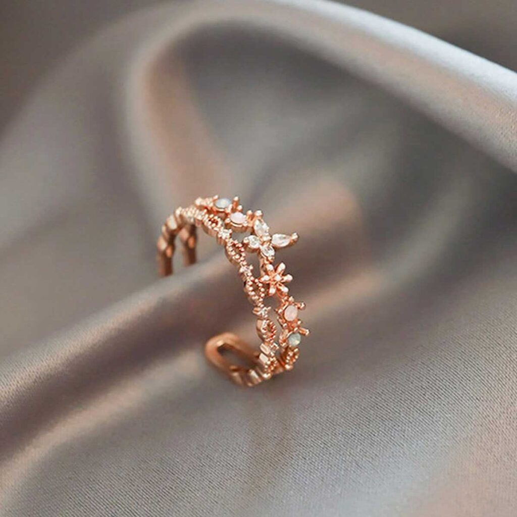 ۱۰ مدل انگشتر دخترانه مینیمال و زیبا که همه عاشقش می‌ شن 💍