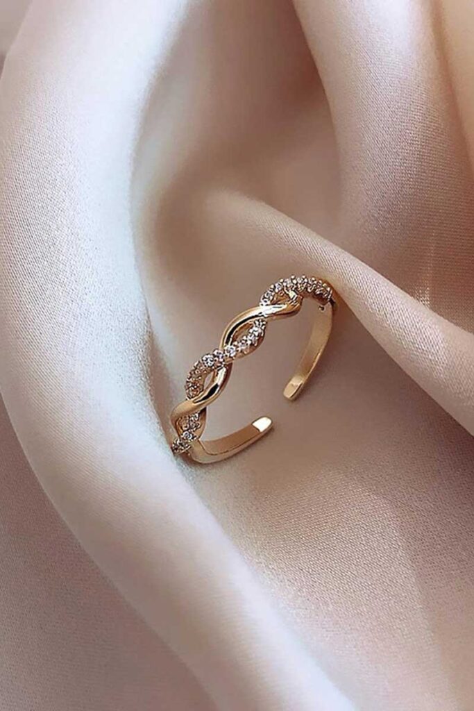 10 مدل انگشتر ساده و مینیمال که این ماه ترند شدن 💍