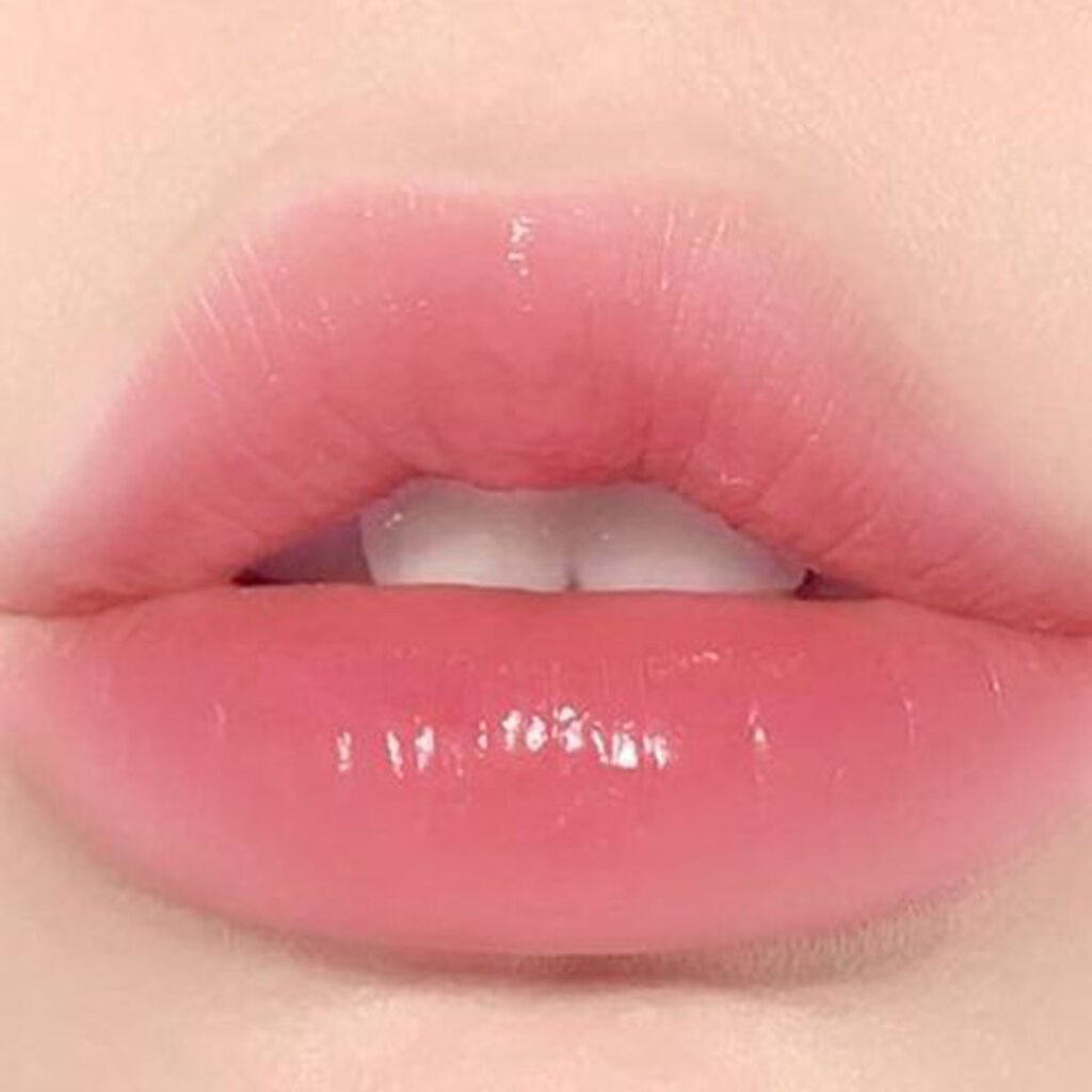 رنگ رژ لب کره ای
