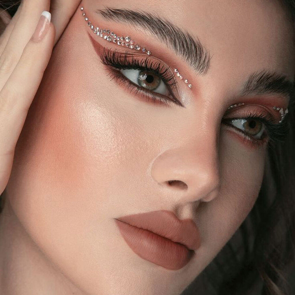 بهترین آرایش صورت برای عکاسی