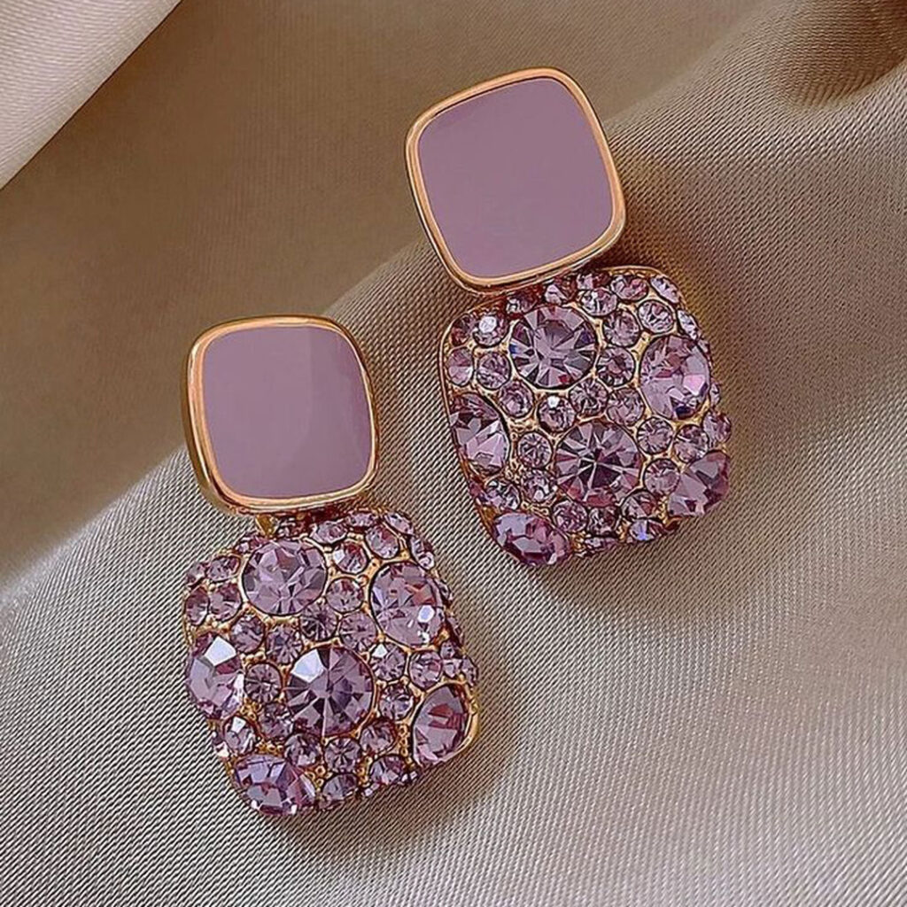 گوشواره زنانه بنفش