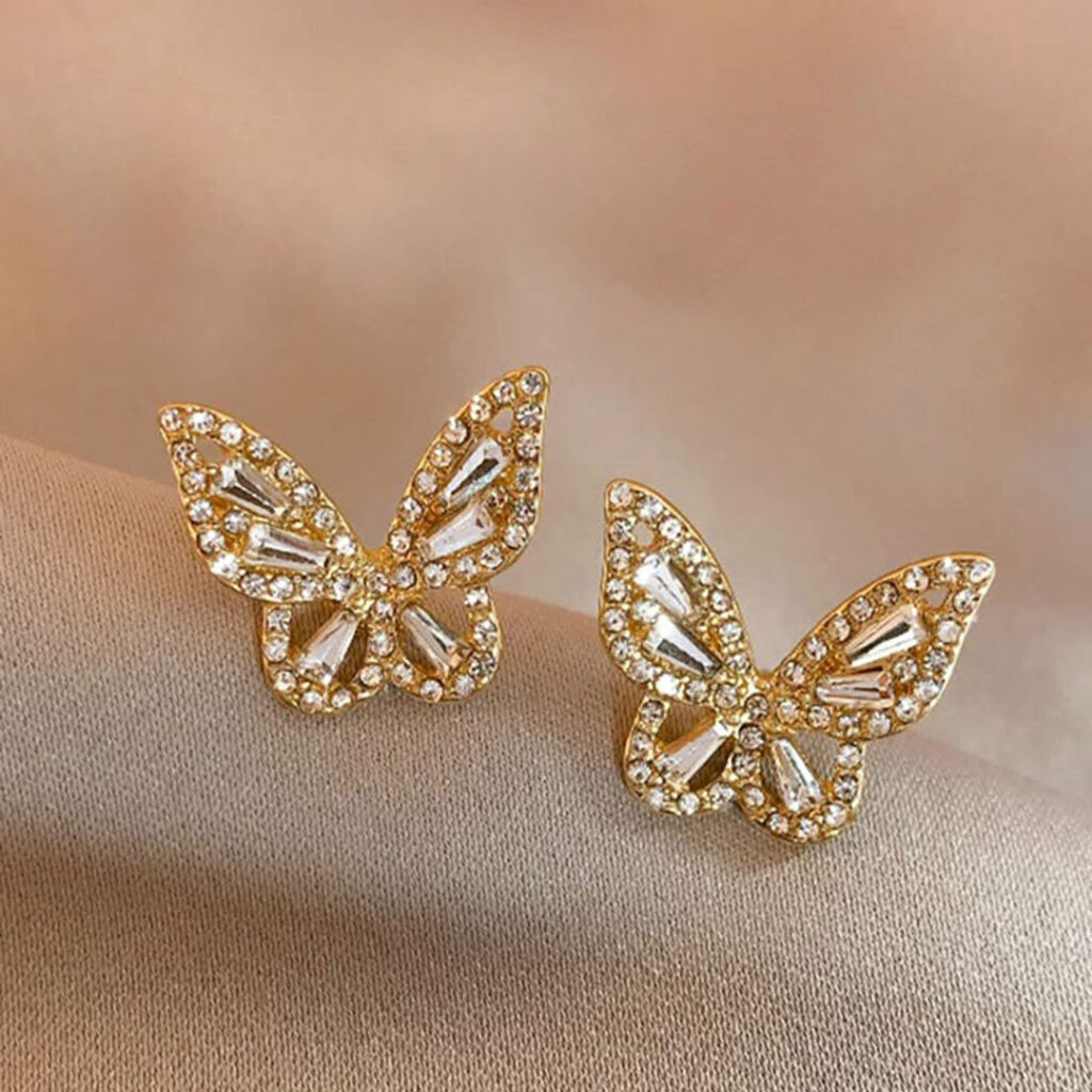 گوشواره‌ پروانه‌ ای مدرن