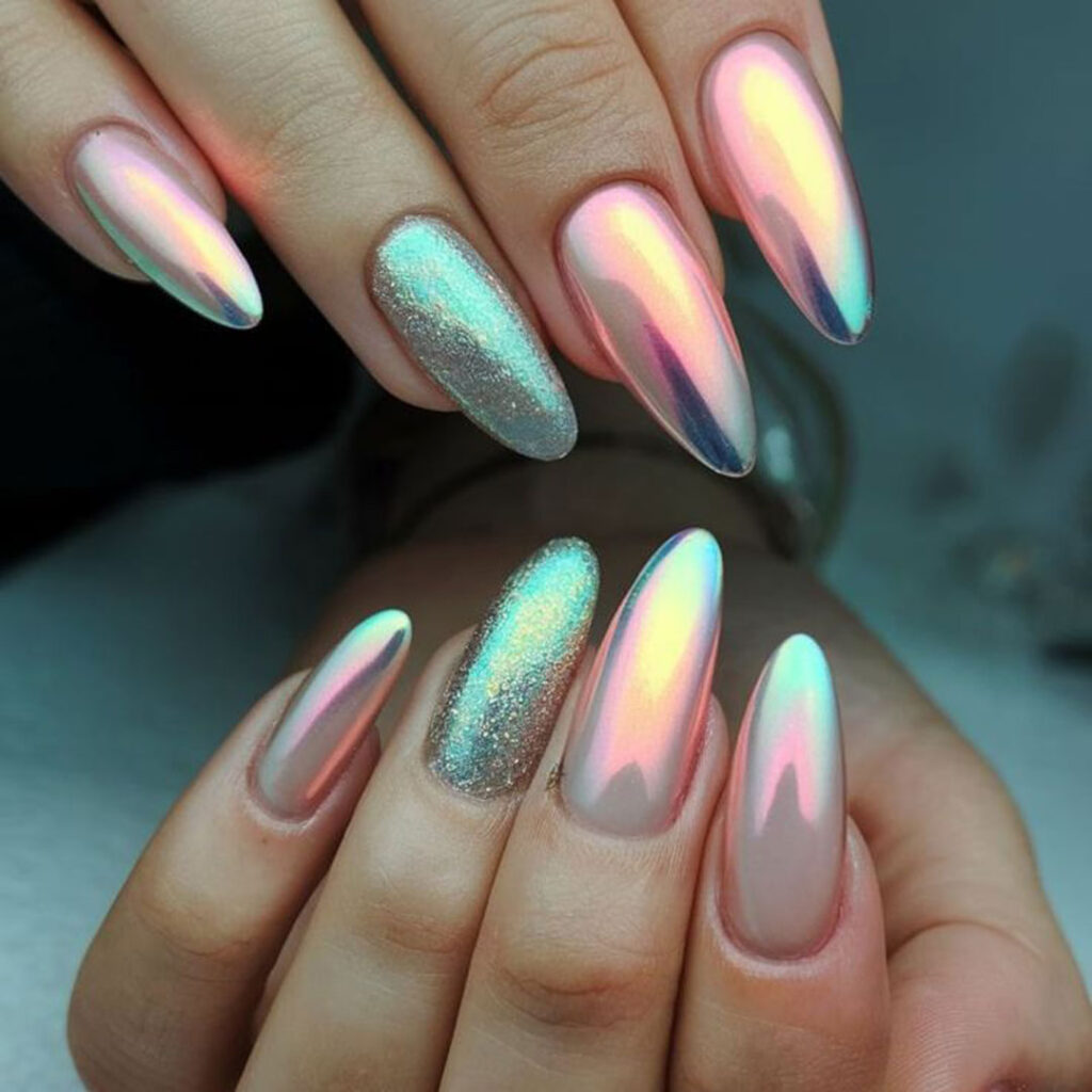 طراحی ناخن آمبره کروم شیک