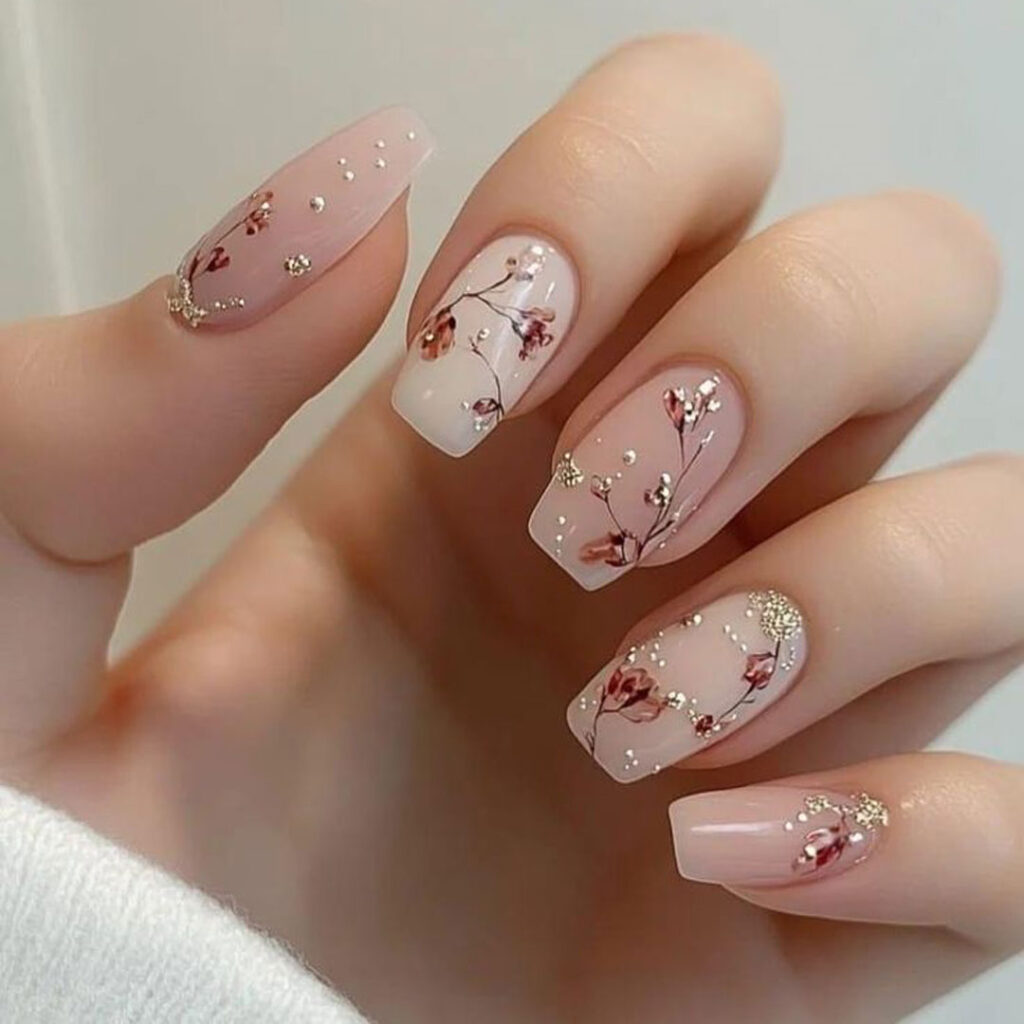 طراحی ناخن کوتاه فانتزی