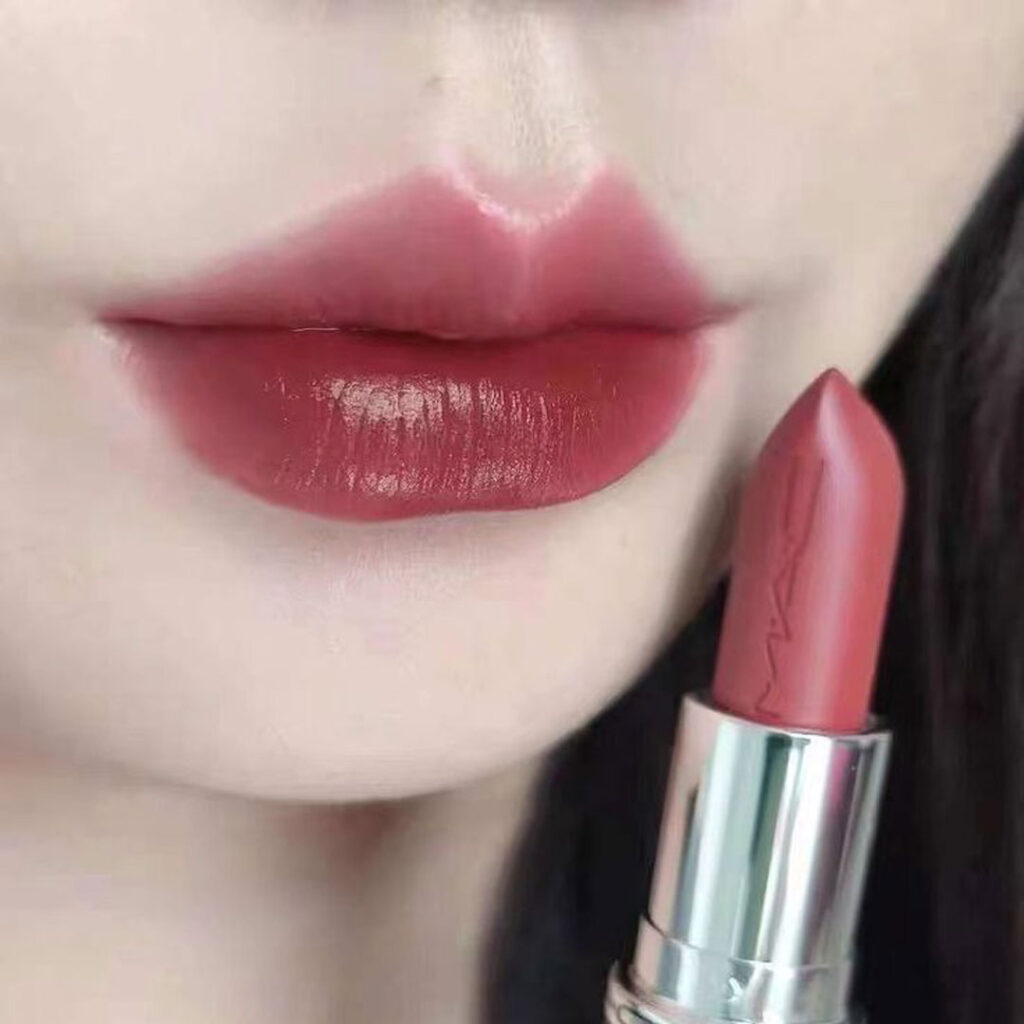 بهترین ترند رژ لب کره‌ ای