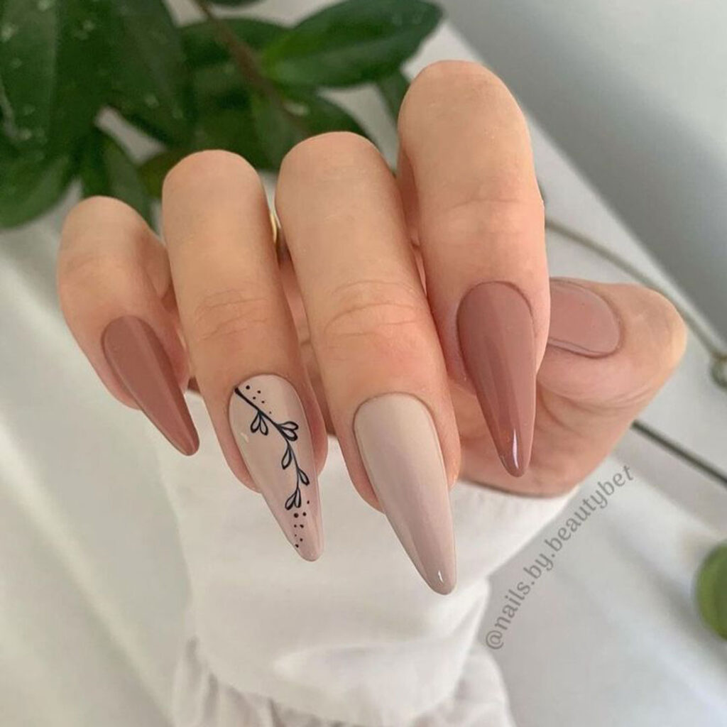 دیزاین ناخن مینیمال جذاب