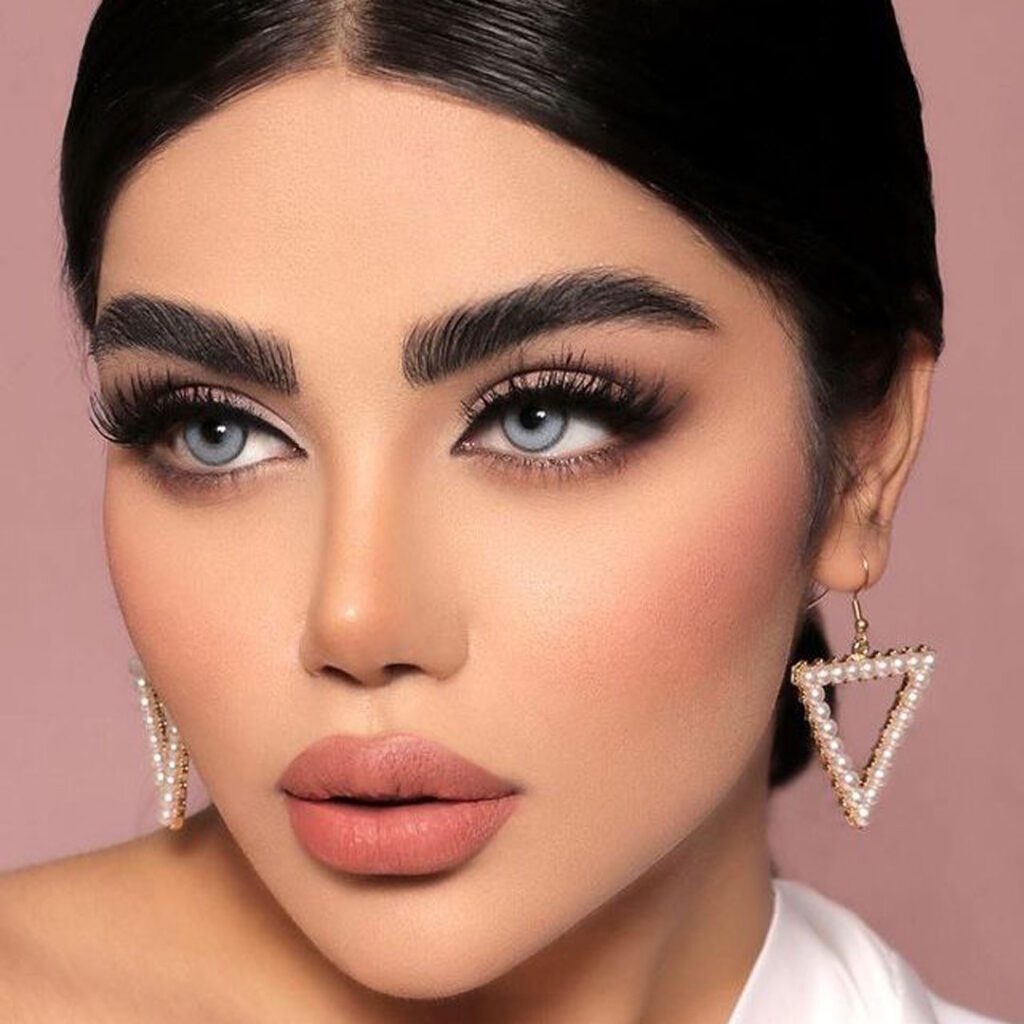 میکاپ ۲۰۲۵ برای چشم رنگی‌ جذاب