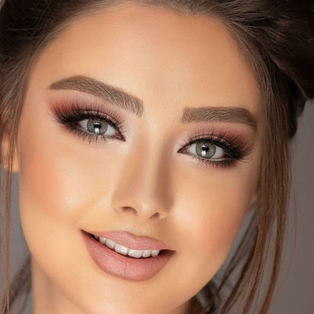 میکاپ ۲۰۲۵ برای چشم رنگی‌ ترند