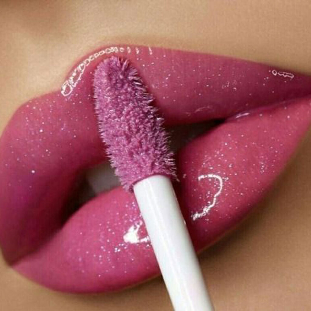رنگ‌ رژ لب براق صورتی
