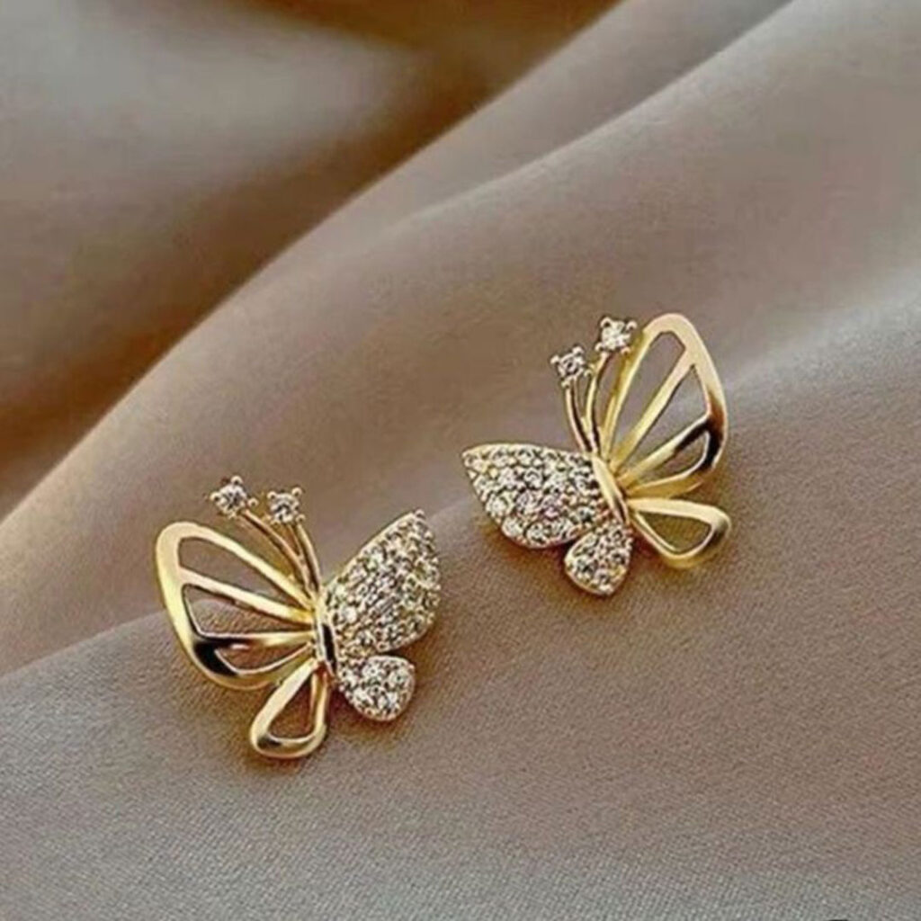مدل‌ گوشواره دخترانه طرح پروانه