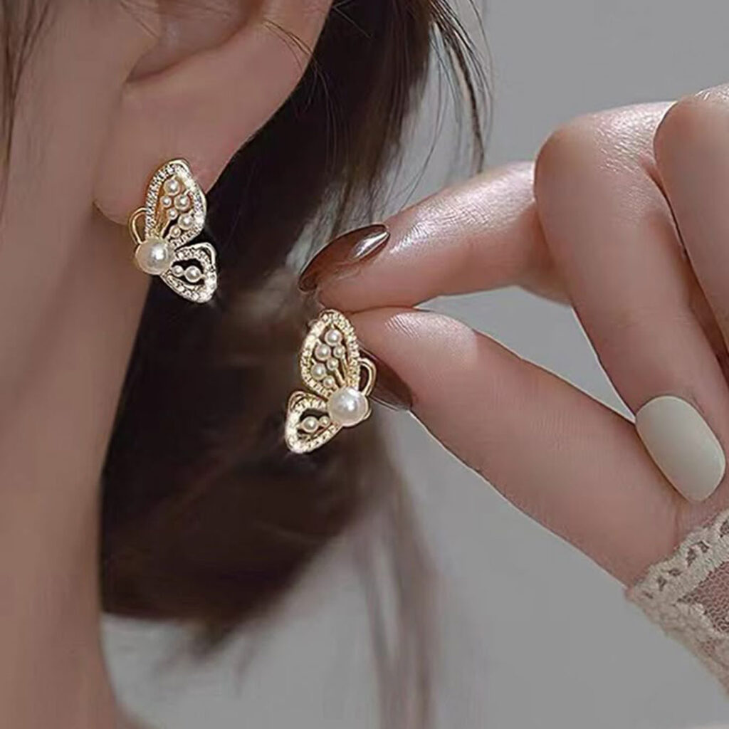 گوشواره‌ طرح پروانه مینیمال