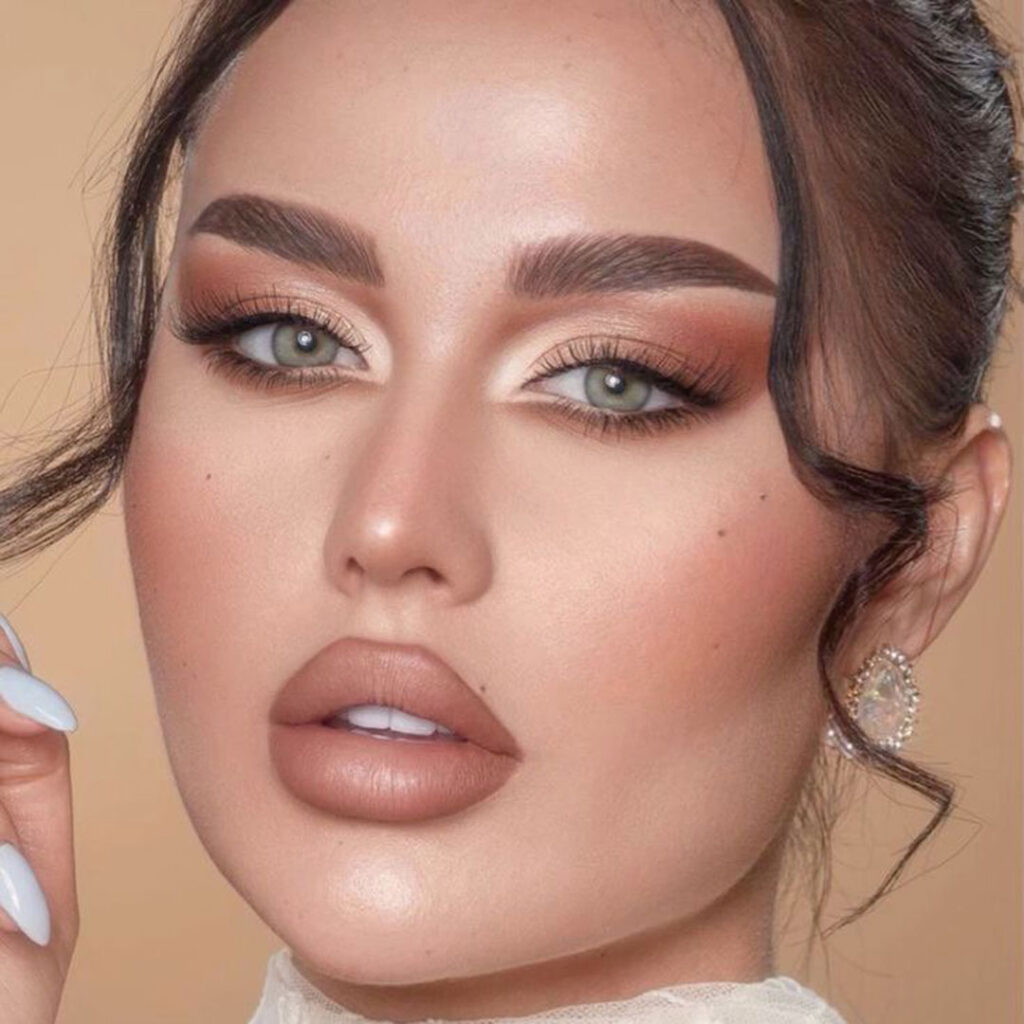 بهترین مدل میکاپ روزانه ۲۰۲۵