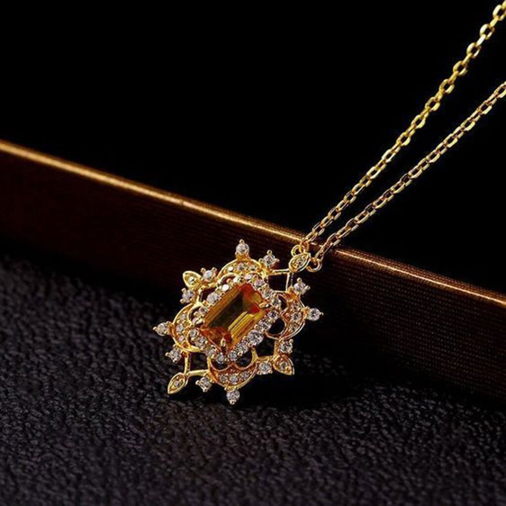 گردنبند سنگی زنانه کلاسیک