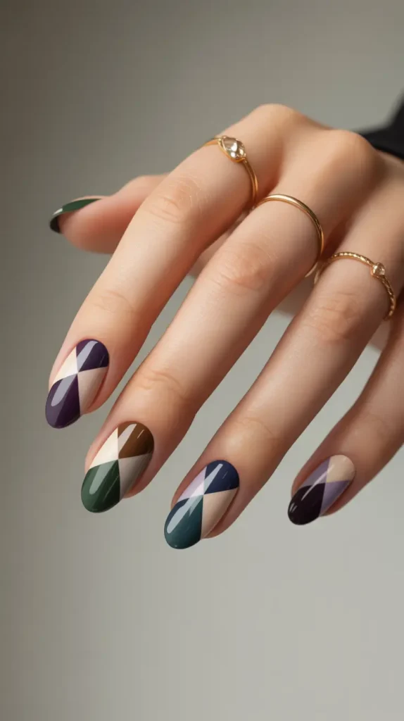 طراحی ناخن با بلوک‌ های رنگی مدرن