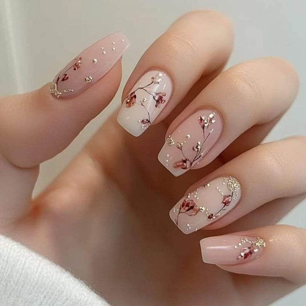 طراحی ناخن پاییزه مینیمال