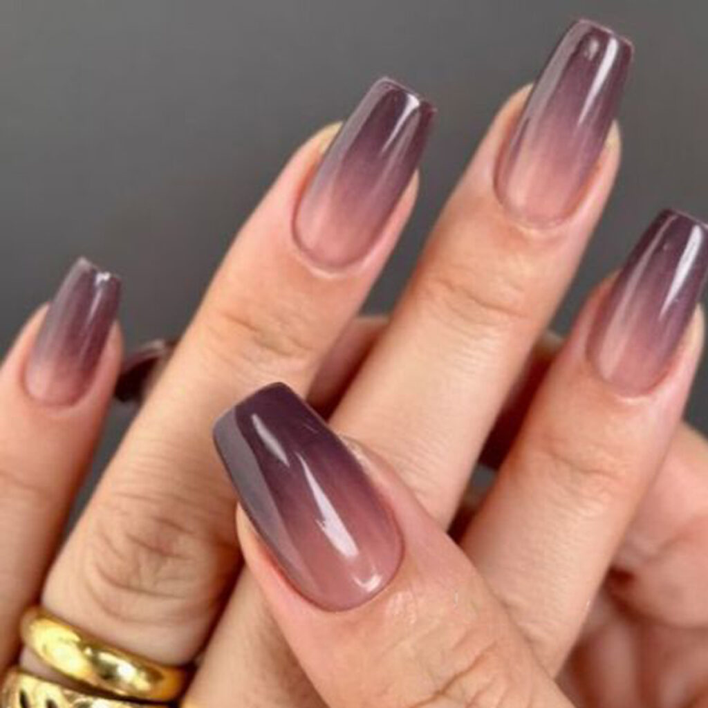 مدل‌ ناخن قهوه‌ ای آمبره