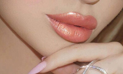 ترند رنگ رژ لب براق ۲۰۲۵ | جلوه‌ ای از زیبایی و درخشش