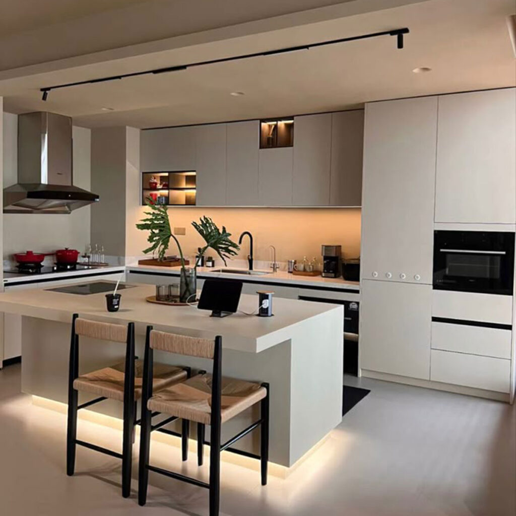 ترند کابینت آشپزخانه سفید