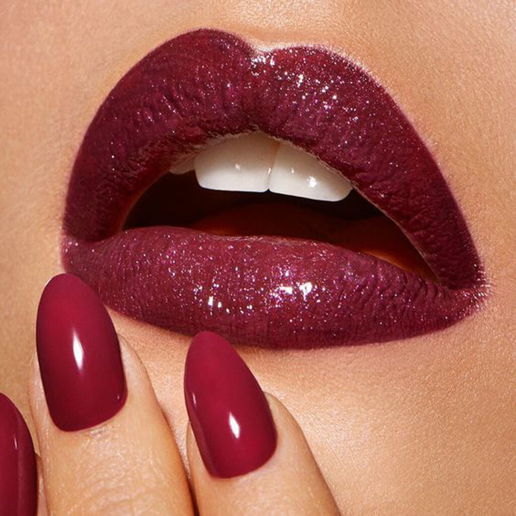 رنگ رژ لب کلاسیک و شیک مخصوص شب یلدا